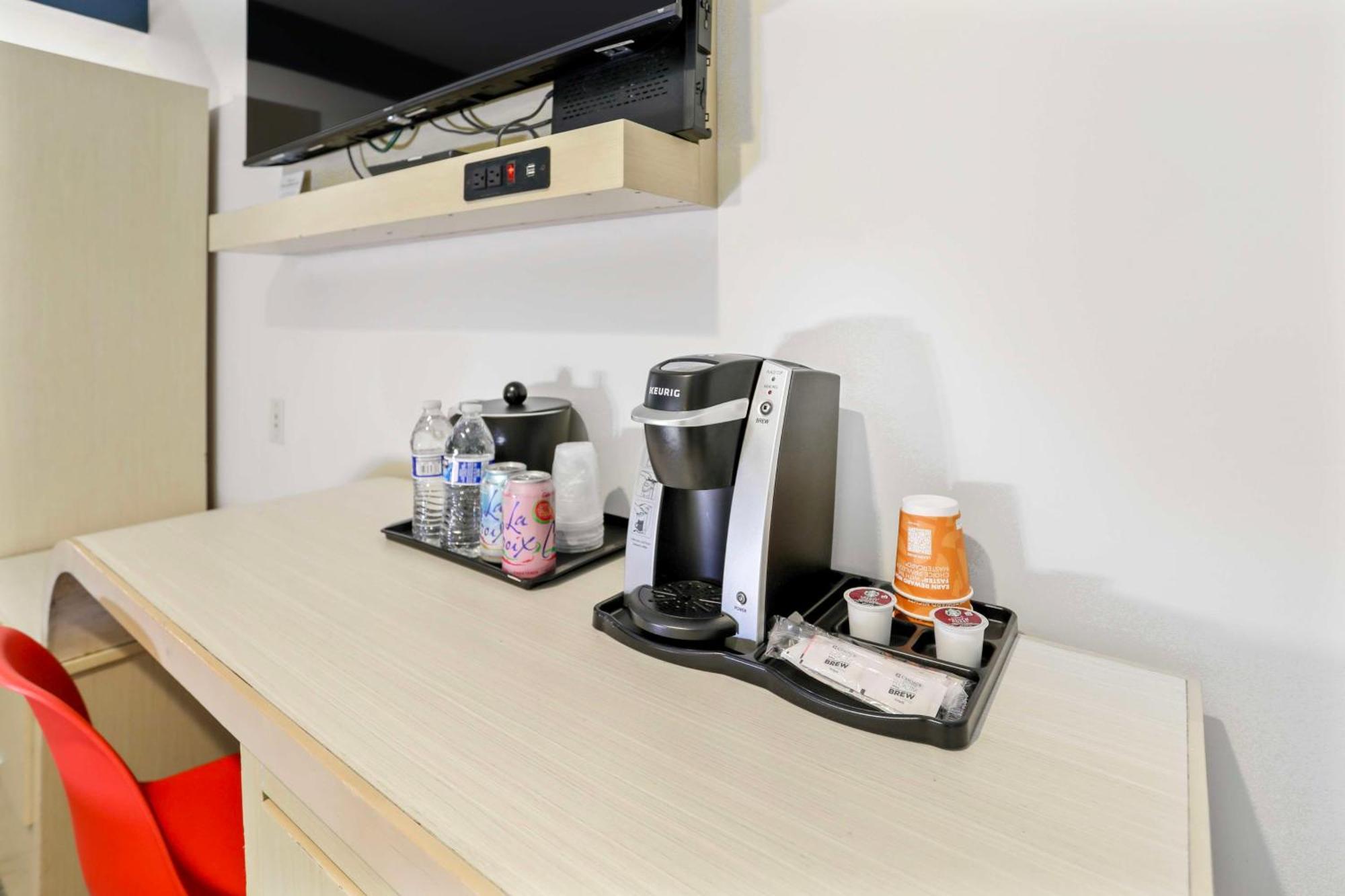 Signature Inn Берклі Екстер'єр фото