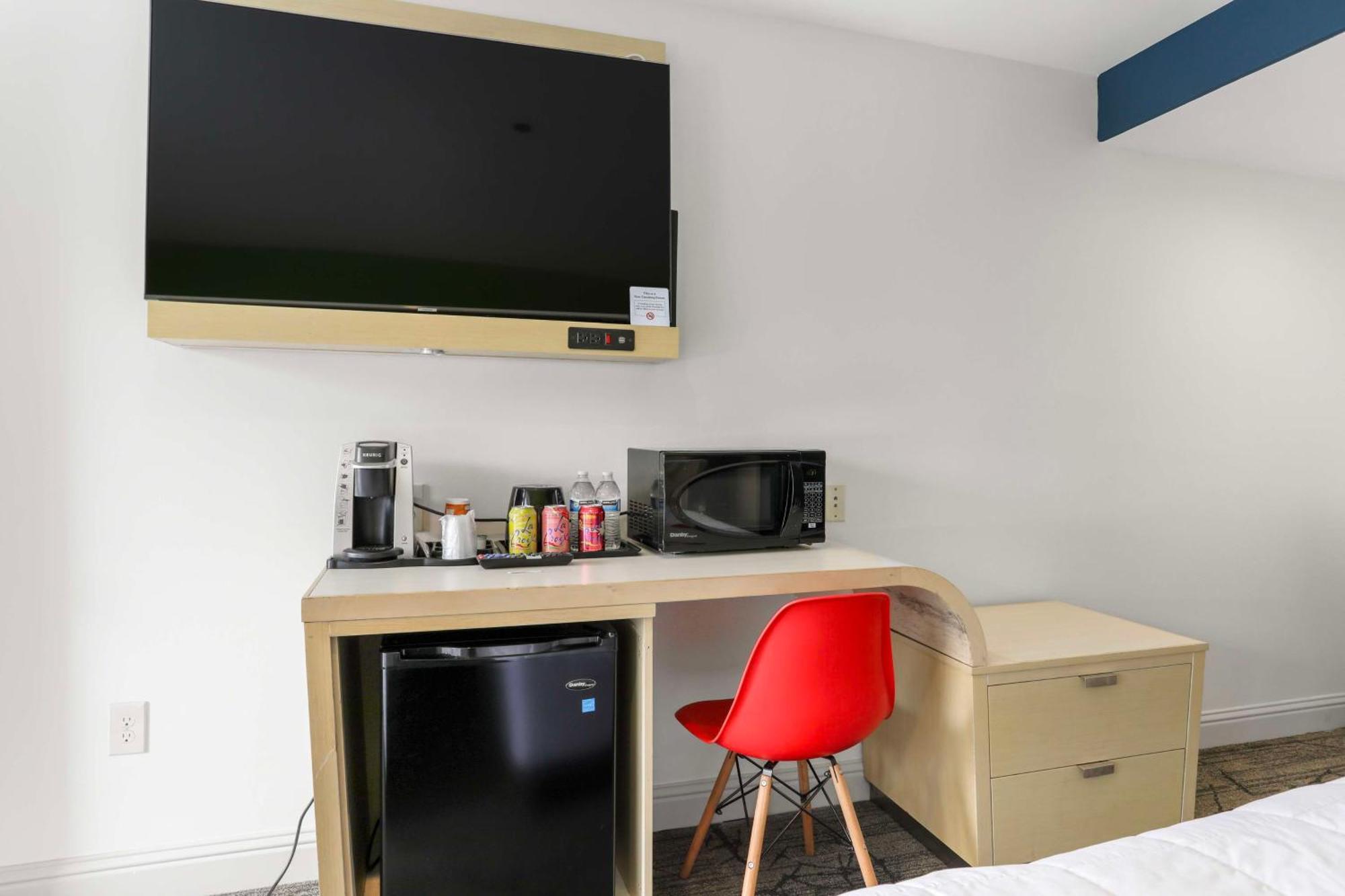 Signature Inn Берклі Екстер'єр фото