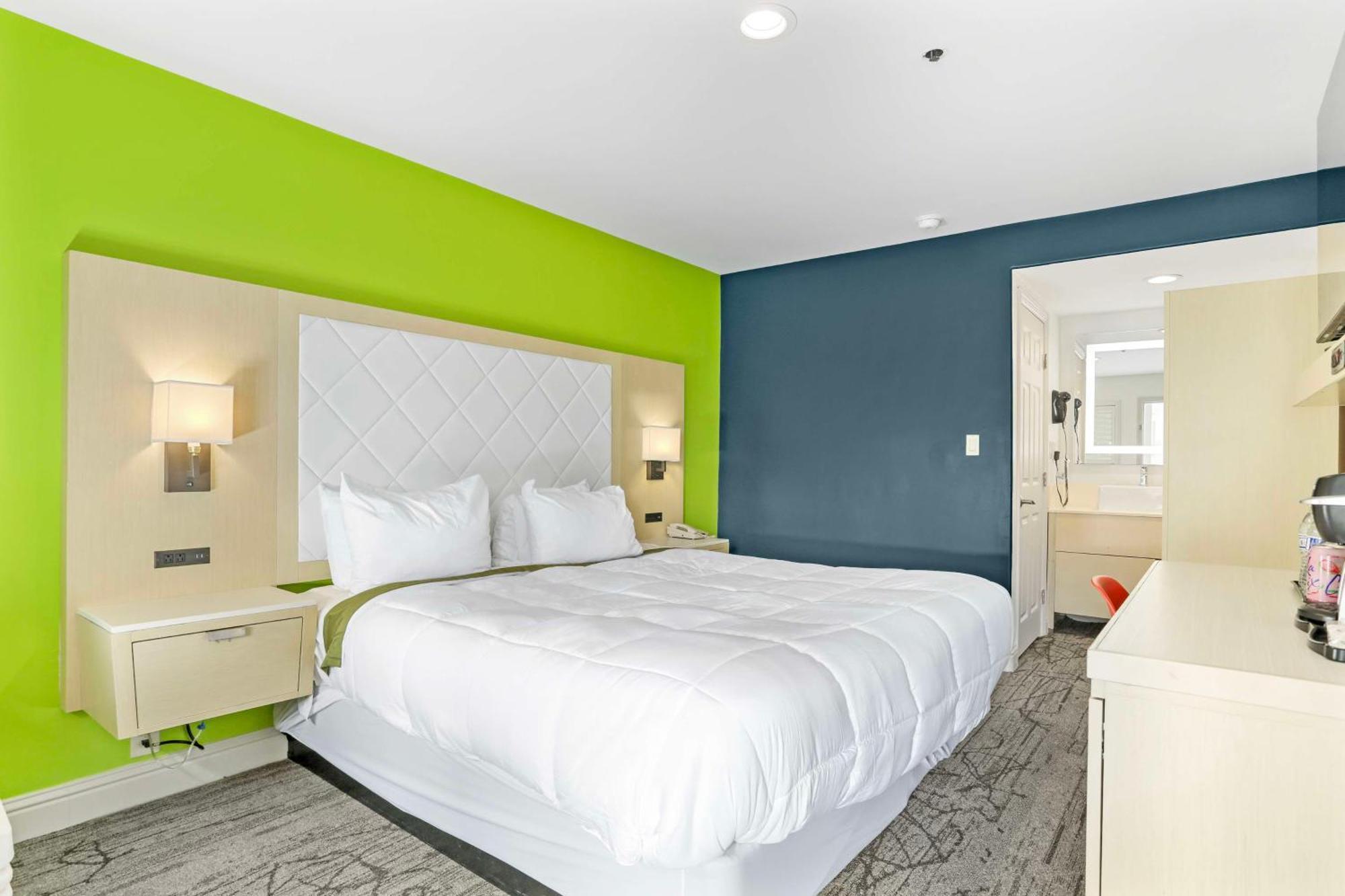 Signature Inn Берклі Екстер'єр фото